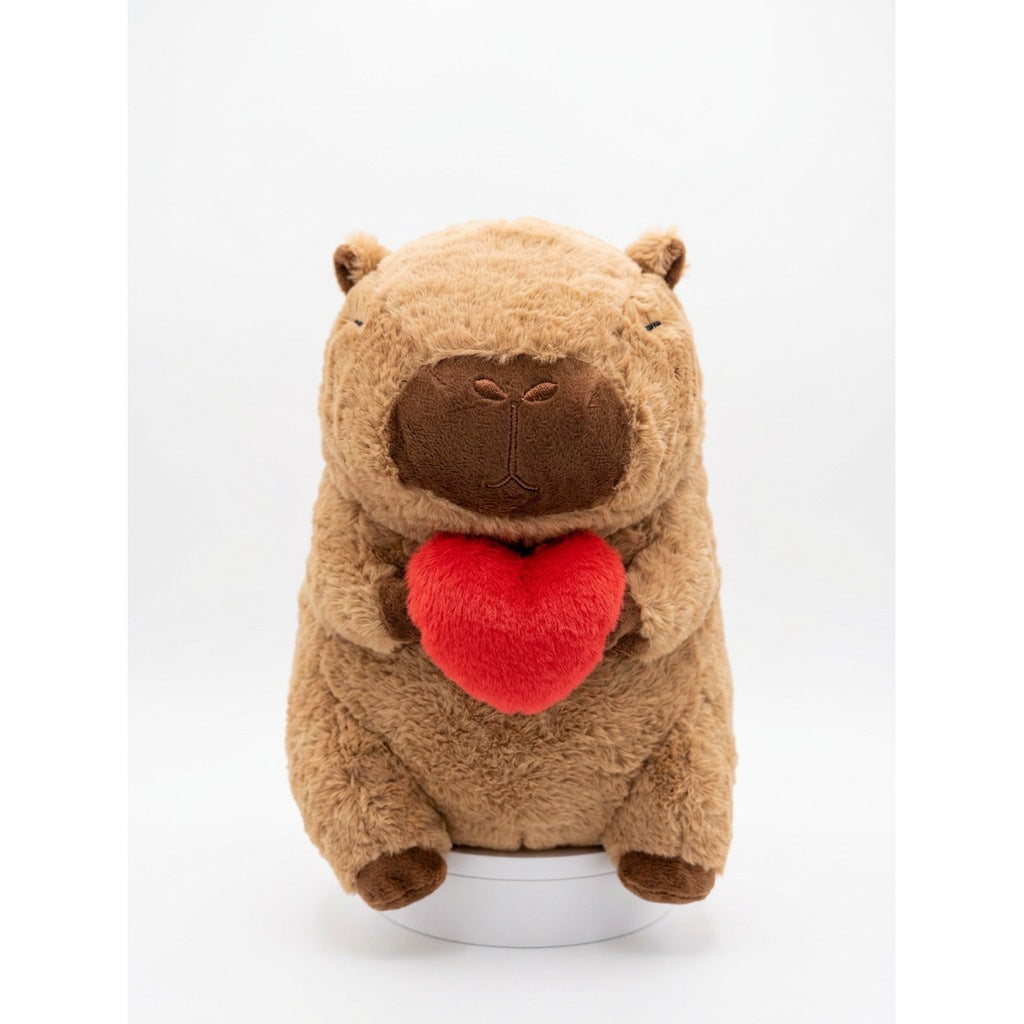 Peluche Capybara Coeur | 35 cm — Fond blanc studio – Masolu